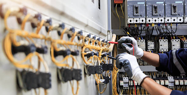 Professional Electrician technician working in Mercerville, NJ
